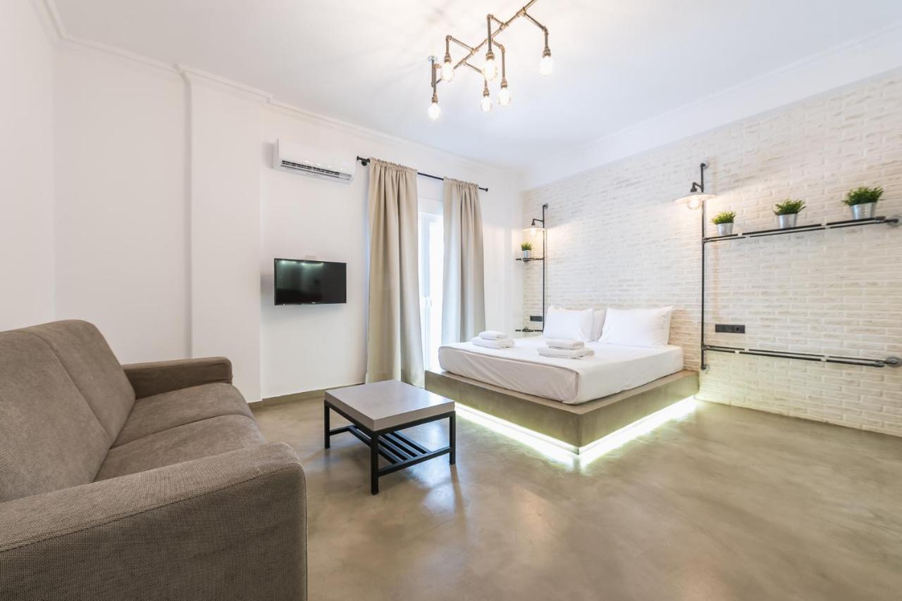 Stylish 1Br Apartment In The Heart Of Koukaki アテネ エクステリア 写真